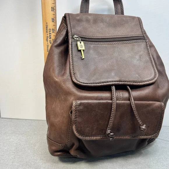 Vintage Fossil 1954 Classic Brown Pebbled Leather Backpack 75082 Brass Key - Picture 11 of 16